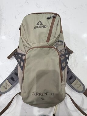 Ascend Current 4L Backpack Hydration Pack - Beige